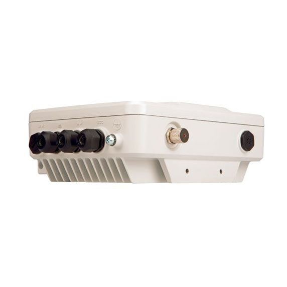 MOTOTRBO™ SLR 1000 REPEATER